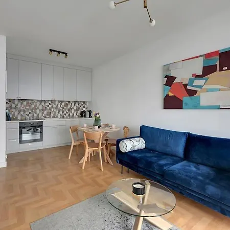 W Gdyni - Plac Unii By Grand * 格丁尼亚